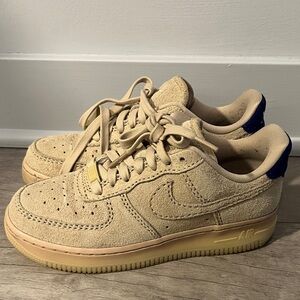 Nike Airforce 1, Women’s 6